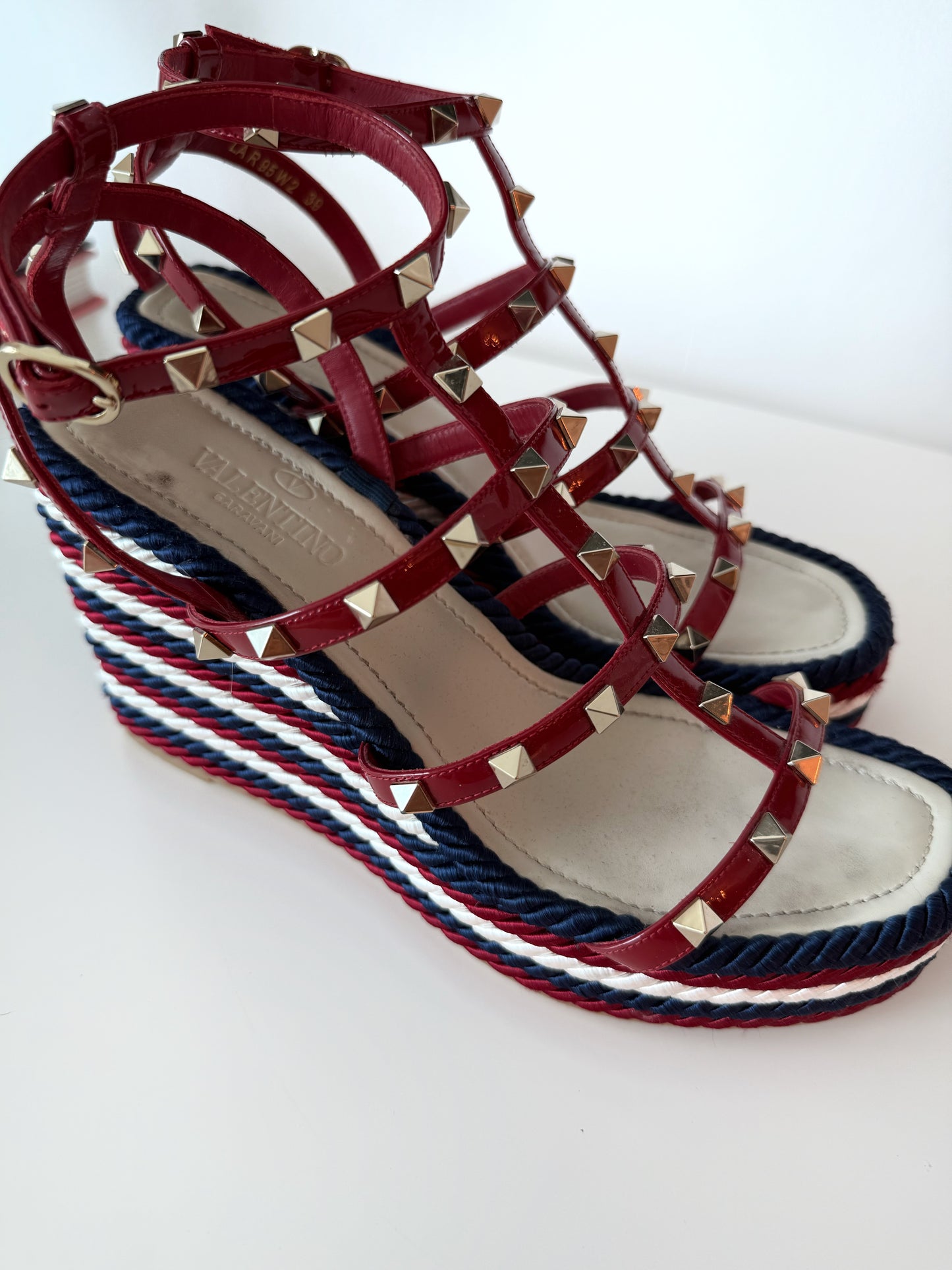 Valentino Garavani Stud Wedges (Size 39)