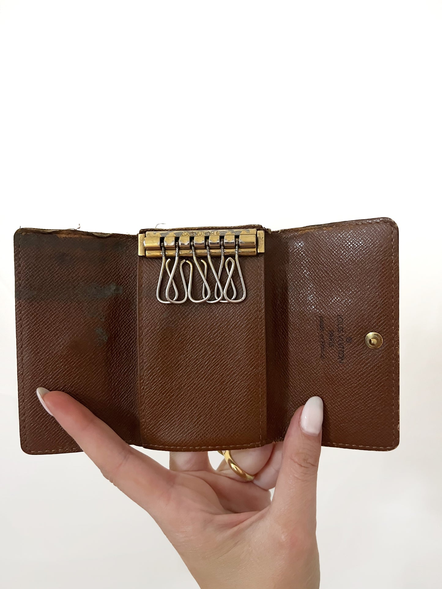 Louis Vuitton Key Card Case