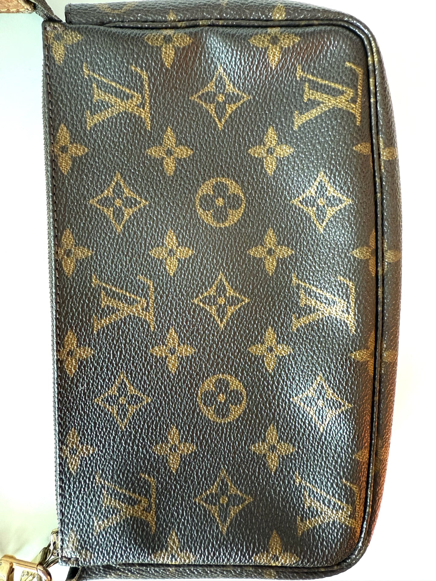 Louis Vuitton Monogram Pochette