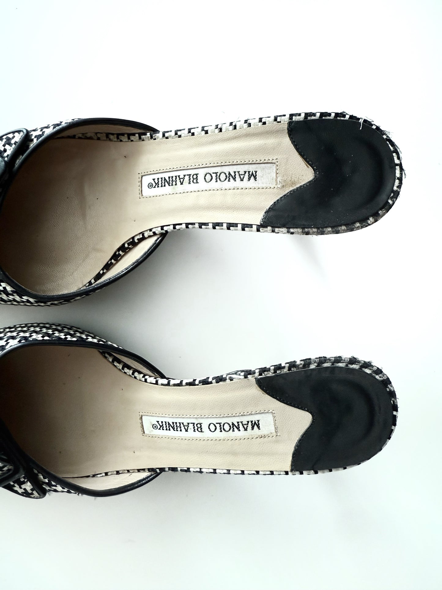 Black and White Manolo Kitten Heels (37.5)