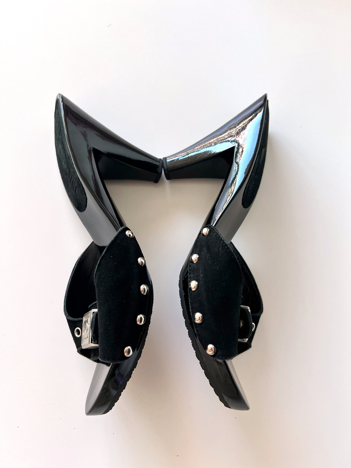 Chanel 2000s Mules (36)
