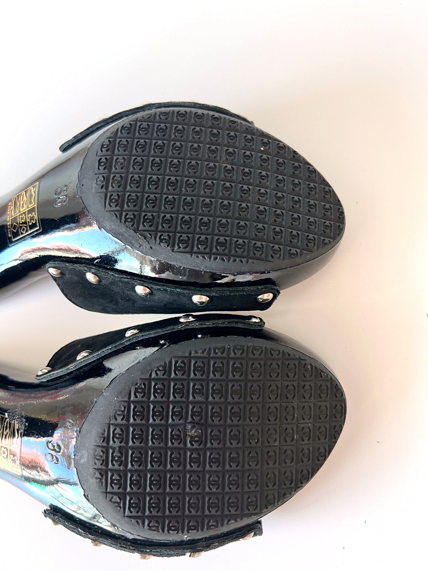 Chanel 2000s Mules (36)