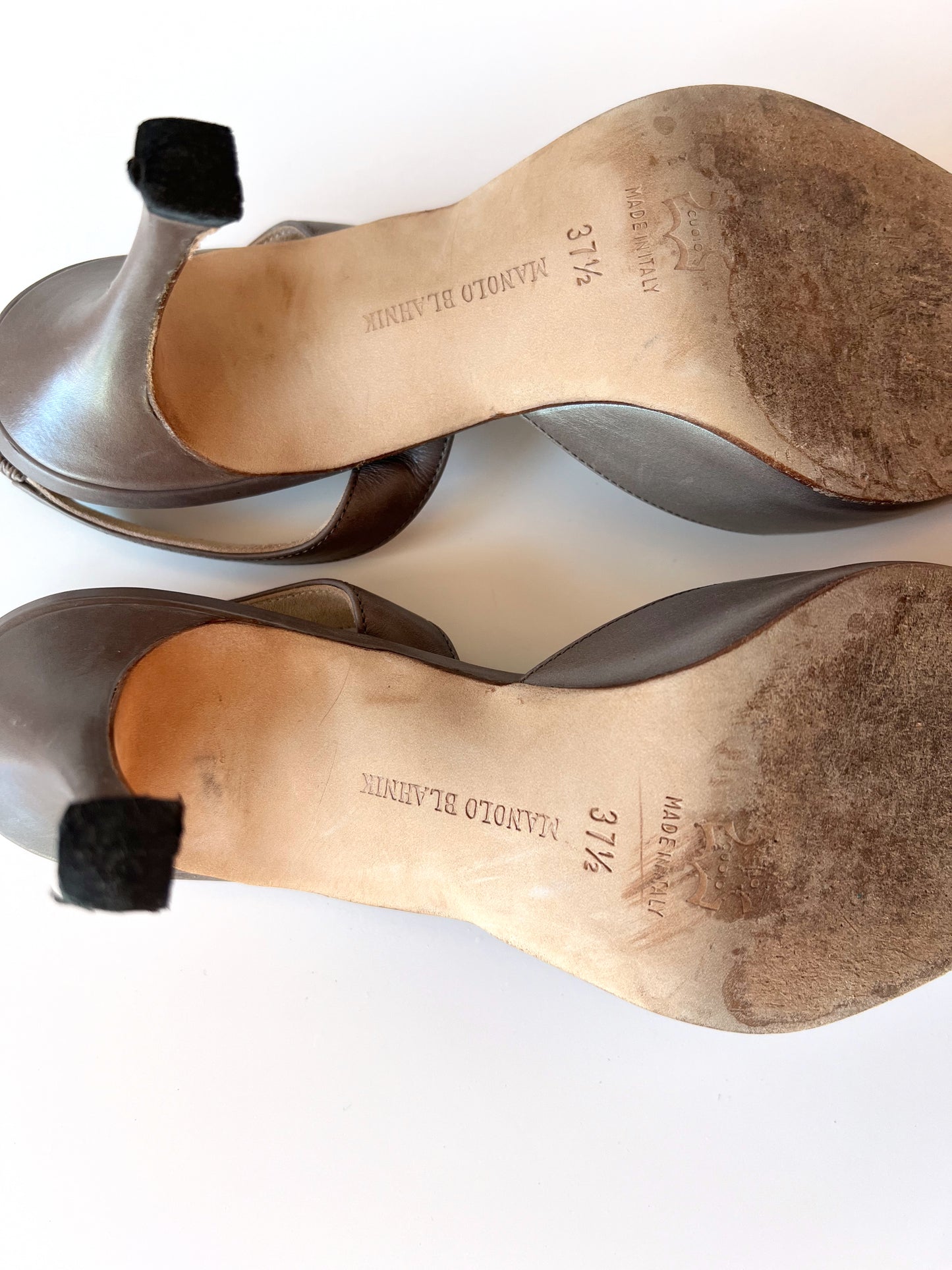 Grey Manolo Blahnik Kitten Heels (37.5) (SOLD)