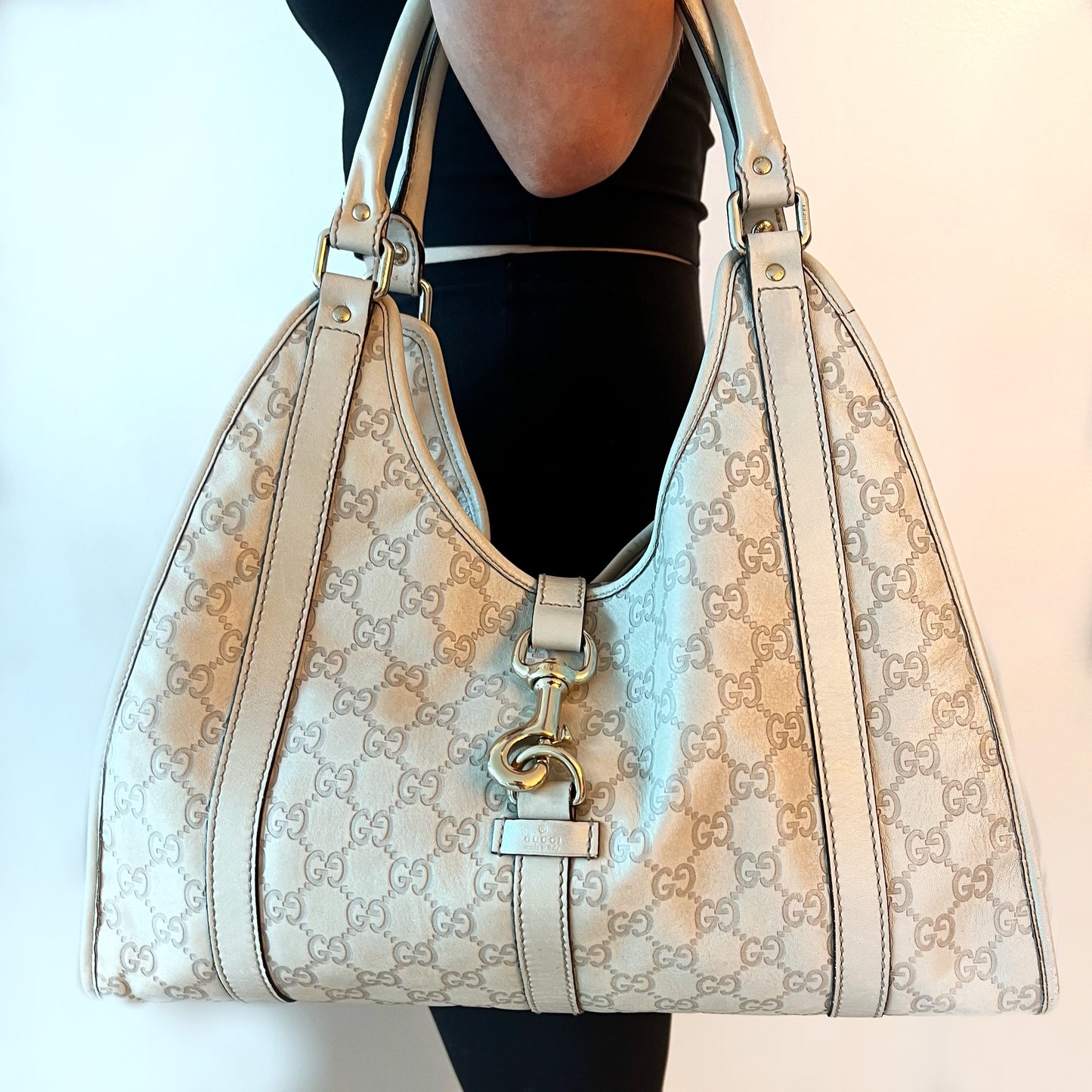 Tan Gucci Guccisima Jackie (SOLD)