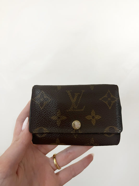 Louis Vuitton Key Card Case