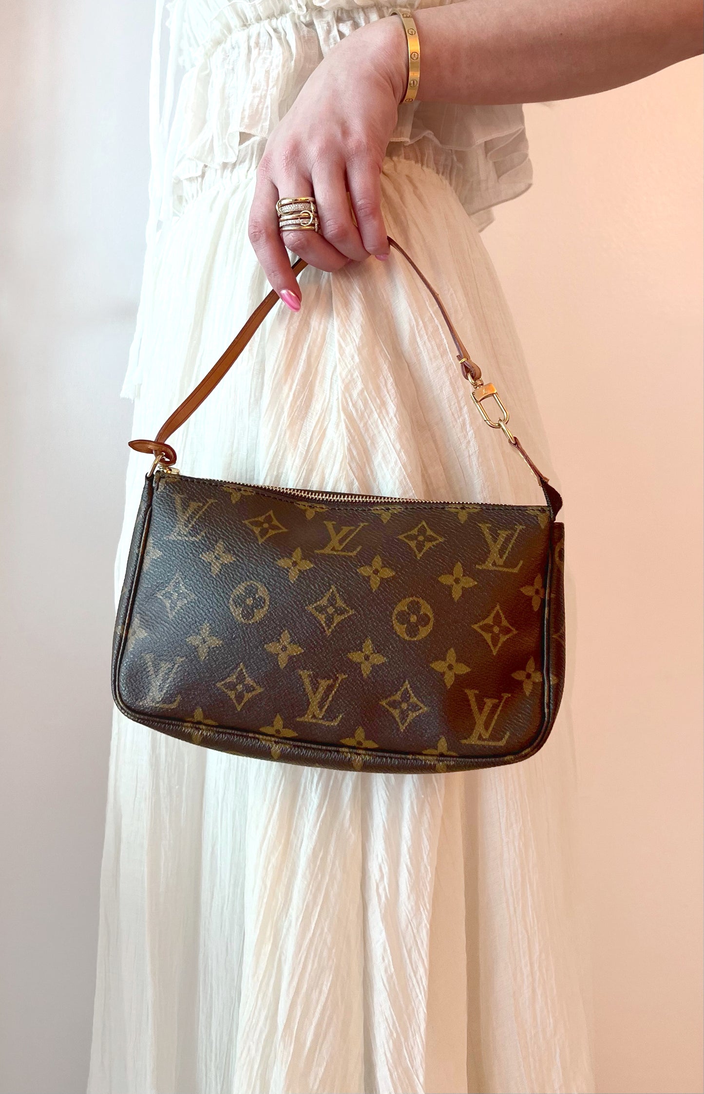 Louis Vuitton Pochette (SOLD)