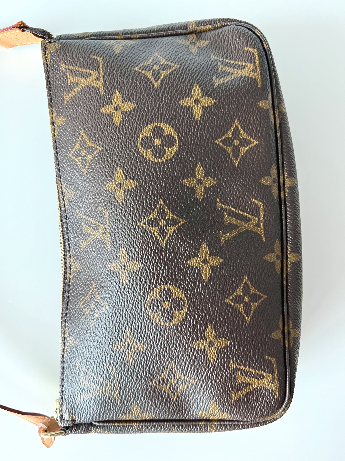 Louis Vuitton Pochette (SOLD)