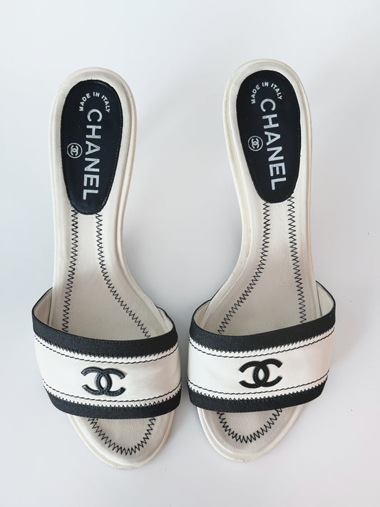 Black and Tan Chanel Mules (EU 39)